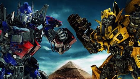 #Transformers: Lovable Autobot Bumblebee To Get His Own Film In 2018 | Hype Malaysia