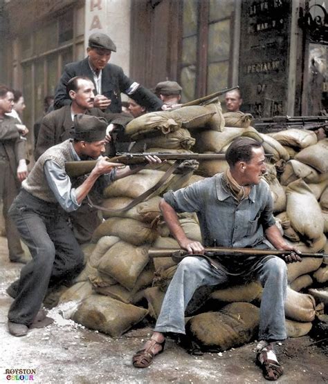 Paris 1944 | French resistance, French army, Robert doisneau