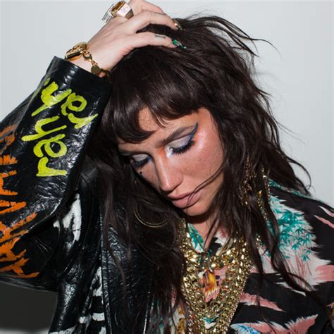 Kesha Thinks You Should Be Wearing Glitter in Self-Isolation - NY ...