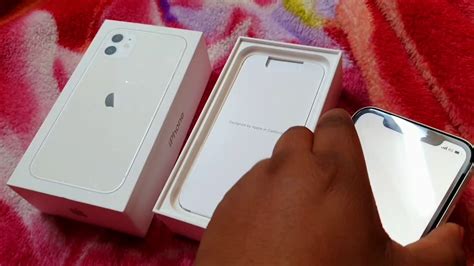 Unboxing iPhone 11 Beautiful White - YouTube