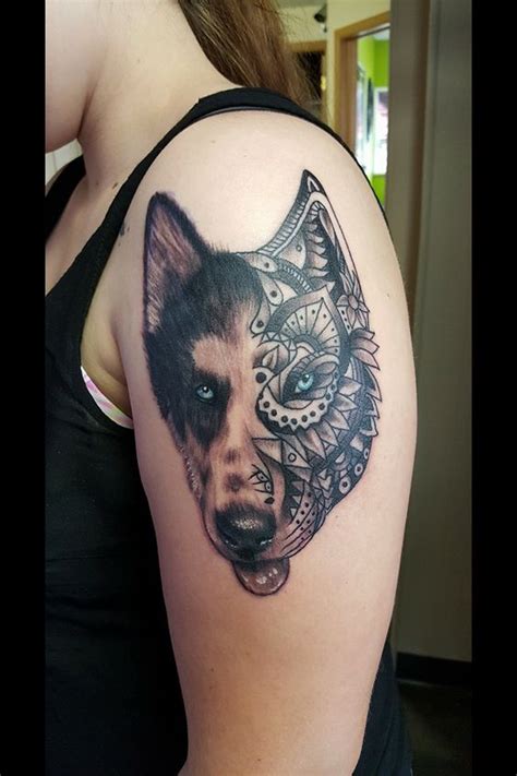 15 Best Husky Tattoo Designs - Inside Dogs World