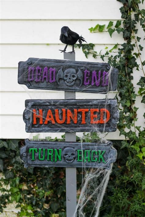 Haunted Halloween Signs