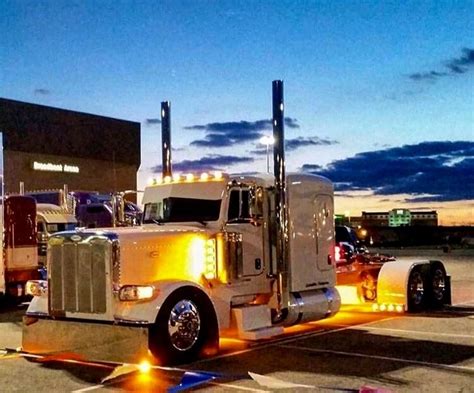 De 25+ bedste idéer inden for Peterbilt 389 på Pinterest | Semi trucks, Custom Big Rigs og Peterbilt