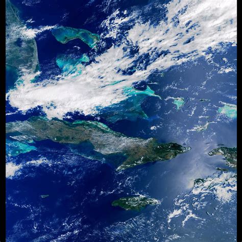 Space in Images - 2002 - 04 - Satellite image of the Caribbean Sea taken by the MERIS instrument ...