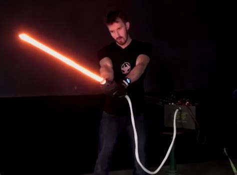 How To Make An Actual Working Lightsaber - Oddee