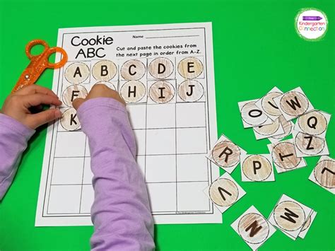 FREE Cut and Paste Alphabetical Order Activity for Kindergarten