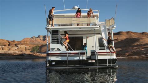 Houseboats for Rent on Lake Powell - American Houseboat Rentals - YouTube