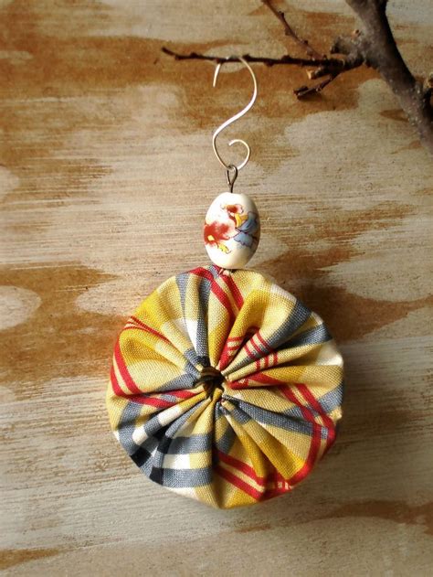 Christmas YoYo Ornaments | Vintage kaarten, Creatief, Projecten