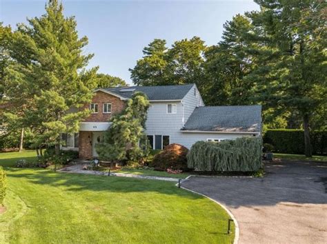 East Hills NY Real Estate - East Hills NY Homes For Sale | Zillow