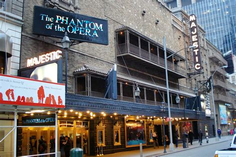 Majestic Theatre in New York - See 'The Phantom of the Opera' – Go Guides