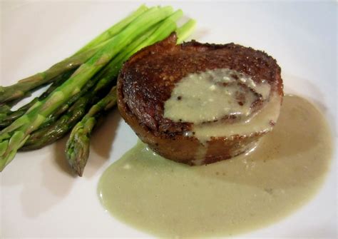 Stilton sauce for steak | Recipe | Blue cheese sauce, Food recipes, Cooking recipes