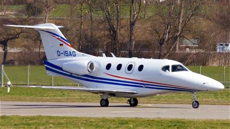 Hawker Beechcraft 390 Premier D-ISAG Take-Off at Bern - YouTube