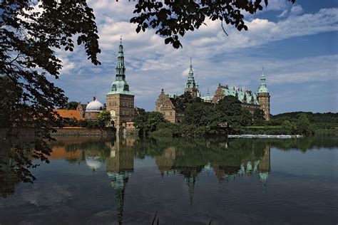 Frederiksborg Castle | castle, Hillerød, Denmark | Britannica