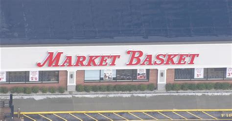 Person in Middleton Market Basket hit by box that fell through ceiling ...