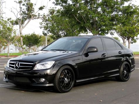 Black Wheeled Mercedes Benz w204 | Black mercedes benz, Mercedes benz ...