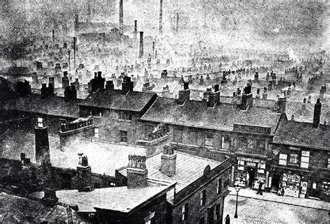 A short history of Manchester: the rise and fall of Cottonopolis