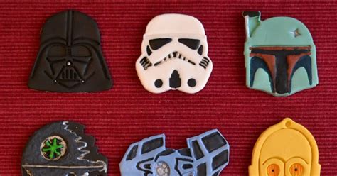 Growing Up Veg: Edible Star Wars Cupcakes with Toppers