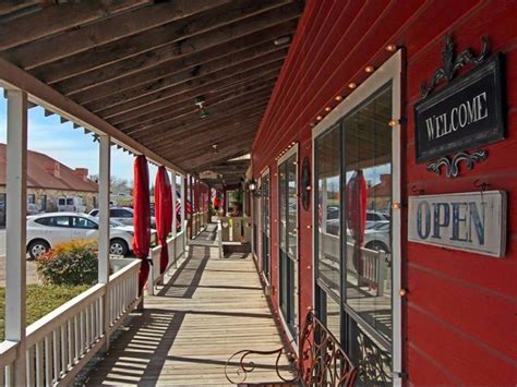 10+ Most Charming Small Towns in Texas (2023 Guide & Map) – Trips To ...