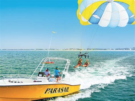 Parasailing in Miami Beach - With Parasail World - Parasailing Miami ...