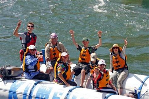 Rafting the Thompson River with Kumsheen Rafting Resort | Vancouver Observer