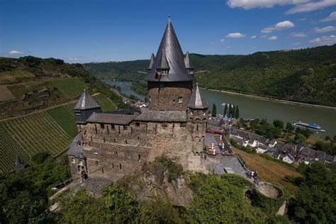 : Burg Stahleck, Rheinland-Pfalz Castle Mansion, Castle Ruins, Beautiful Castles, Beautiful ...