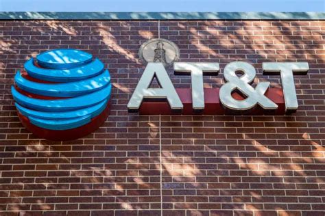 AT&T: Buy Alert (NYSE:T) | Seeking Alpha