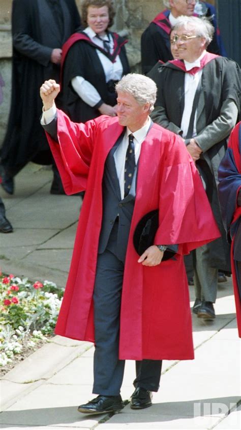 Photo: U.S. President Bill Clinton visits Oxford, England ...