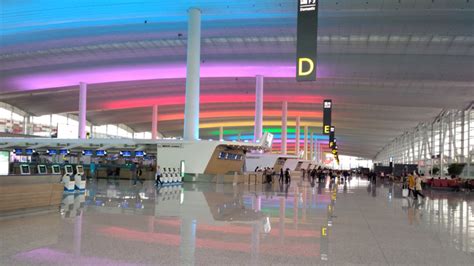 Guangzhou Baiyun International Airport is a 4-Star Airport