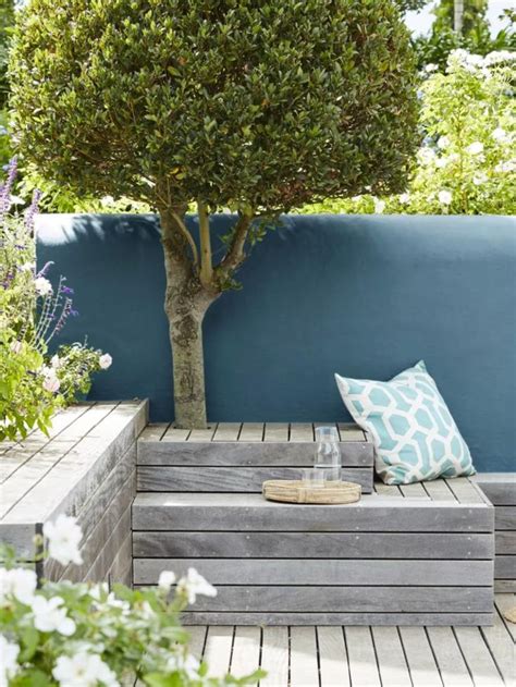 Patio and decking ideas: blue walls | Outdoor wall paint, Back garden ...