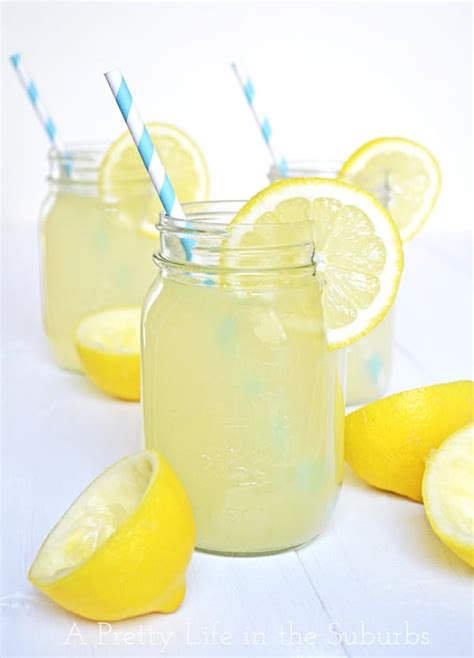 Fresh {Real} Lemonade - A Pretty Life In The Suburbs