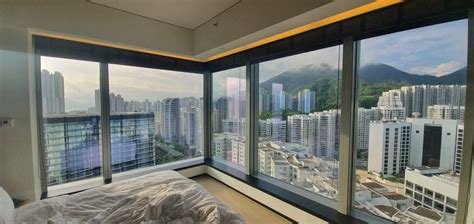 A Hong Kong hotel room with a view [4608x2184] [OC] : RoomPorn