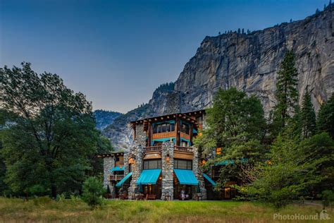 Ahwahnee Hotel photo spot, Yosemite Valley