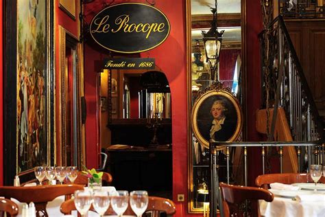 Restaurant in the Notre-Dame district: Le Procope, the oldest café in Paris