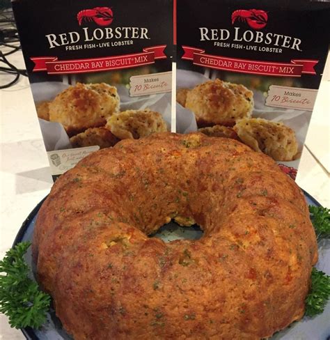 We Need To Try This Red Lobster Cheddar Bay Biscuit Bundt Cake ASAP
