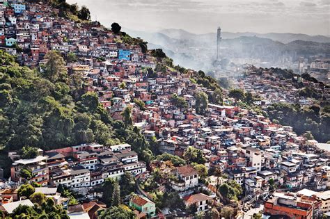 Google Brings You into Rio’s Favelas in an Interactive 360-Degree Video Platform | Architectural ...