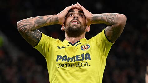 Paco Alcacer transfer: Villarreal striker goes on loan for 40 hours ...