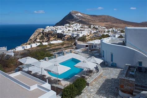 Folegandros Chora: Photos, Map, See & Do | Greeka