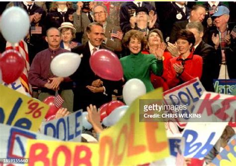 Robin Dole Photos and Premium High Res Pictures - Getty Images