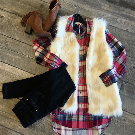 Outfit at Dash-B!! Dashbboutique.com | Plaid scarf, Outfits, Fashion