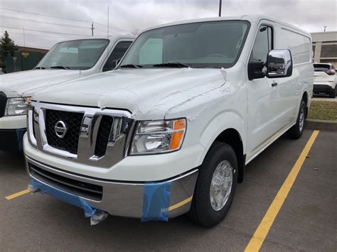 401 Dixie Nissan in Mississauga | 2020 Nissan NV 3500 Cargo SV V8 Standard Roof