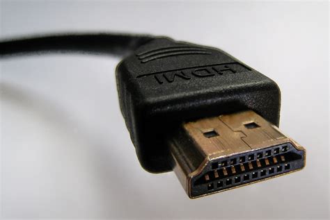 File:HDMI connector-male 2 sharp PNr°0059.jpg - Wikimedia Commons
