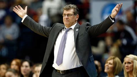 Geno Auriemma is totally right to call men’s college basketball ‘a joke ...