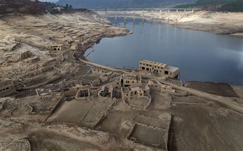 Winter drought destroys reservoirs, crops in Spain, Portugal | Daily Sabah