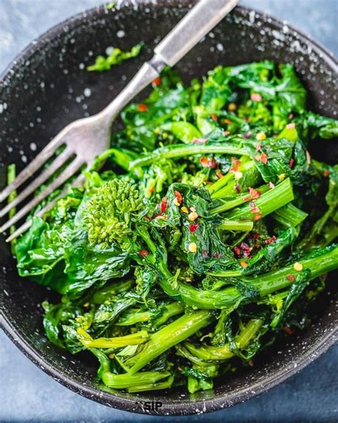 Sauteed broccoli rabe (rapini) with garlic, olive oil, and a touch of ...