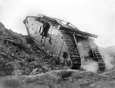 How 476 Tanks Attacking in a Massive Assault during World War I Changed War Forever | The ...