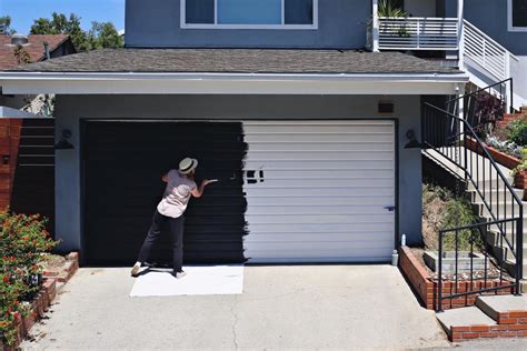 Installing Your Own Garage Door Panels a Quick Guide - Magazine Valley