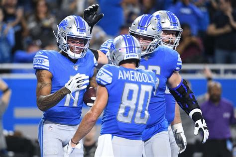 Twitter Reacts: Lions Fans are Disappointed - Sports Illustrated ...