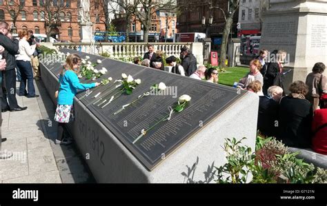 Titanic sinking anniversary Stock Photo - Alamy