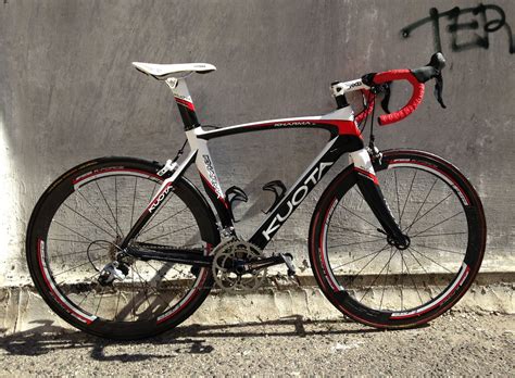 Kuota Kharma Evo | Road bike, Road bicycle, Bicycle race