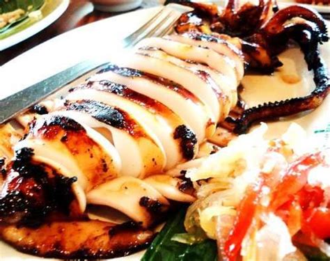 Inihaw na Pusit Recipe http://www.pinoyrecipe.net/pinoy-grilled-squid-inihaw-na-pusit/ | Pusit ...